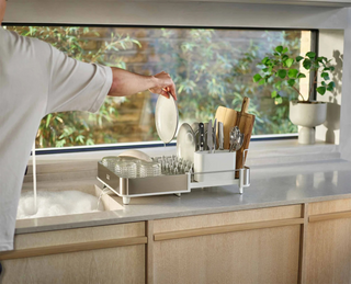 ESCURRIDOR EXTENSIBLE DE PIEDRA