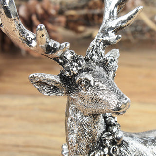 VEADO COM COROA DE NATAL