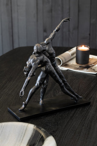 CASAL COM BASE A DANÇAR