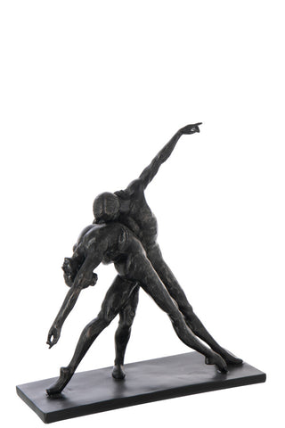 CASAL COM BASE A DANÇAR