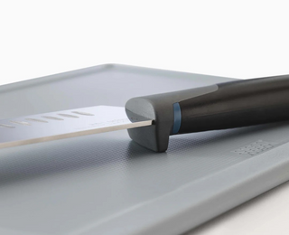 JUEGO DE TABLAS CON PORTA CUCHILLOS